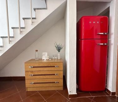 Baiona Casa | Natalie's tiny house- 6 minutes from the beach!
