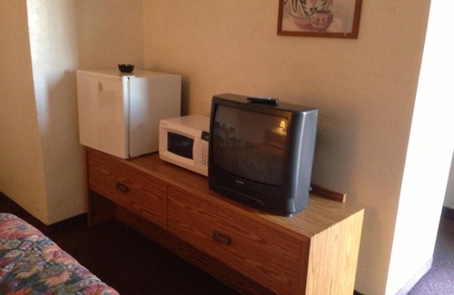Cortez Hotel | National 9 Inn Sand Canyon