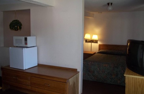 Cortez Hotel | National 9 Inn Sand Canyon