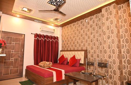 Mahmoorganj Hotel | National Banaras INN