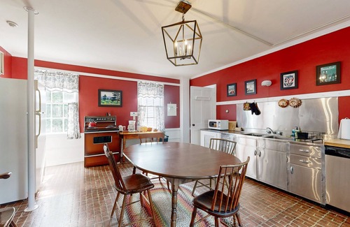 Wiscasset Casa | National Historic Landmark Home in Wiscasset Village w/ Complimentary Tour