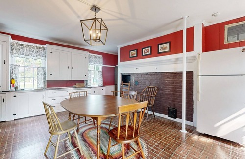 Wiscasset Casa | National Historic Landmark Home in Wiscasset Village w/ Complimentary Tour