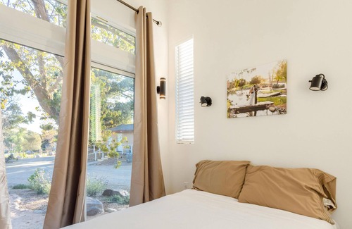 Temecula Cabina | Native Falls Cabin (2BR Modern) - 2 bedroom, 1 bath Deluxe Cabin