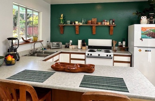 Leilani Estates Casa | Native Roots Nest ~ Jungle Suite