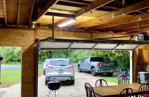 Fennville Casa | Atkins cottage Private close to town pet friendly