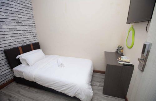 Kampung Stampin Casa | Natol Homestay - Paris BDC