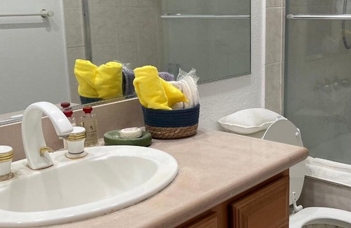 Monterey Park Casa | Natt's