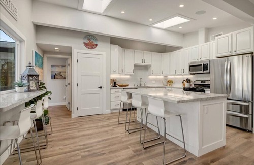 Westside Santa Cruz Casa | Natural Bridges/West Cliff Drive+EV Charging+Gorgeous Remodel
