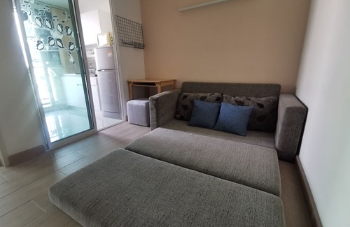 Chom Phon Condominio | Natural light, Entire room near MRT Ladprao 500m