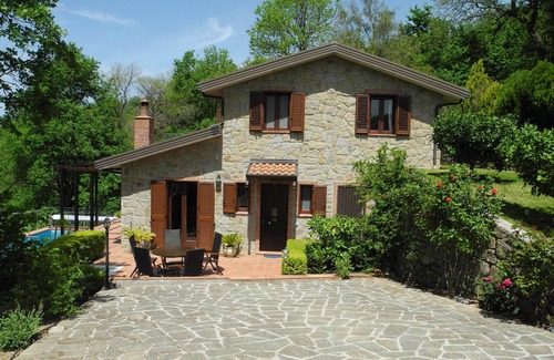 Castell'Umberto Villa | Casa de piedra natural con vista al mar, piscina, Parque Nacional Nebrodi, TV alemana, internet