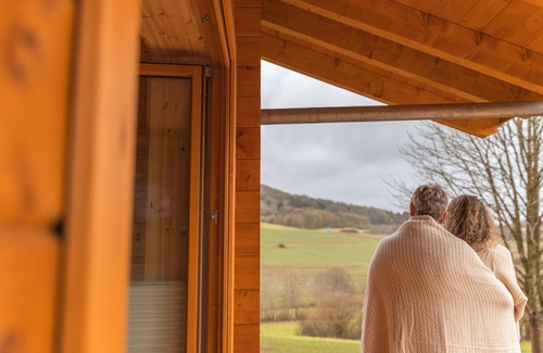 Steinborn Chalet De Esquí | Nature and luxury in the Volcanic Eifel for the whole family (including pets)