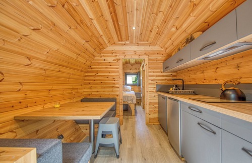 Saint-Vivien-de-Medoc Apartamento | Escapada Natural en Saint-Vivien – Alojamiento atípico con Wi-Fi y jardín tranquilo