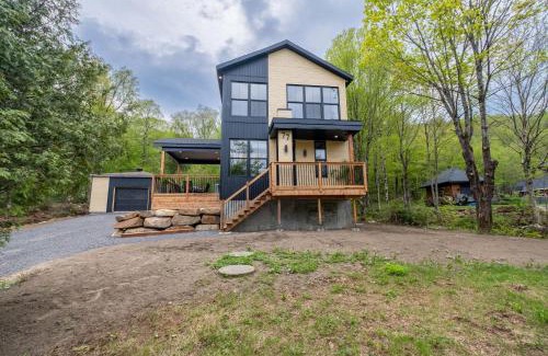 Saint-Brigitte-de-Laval Casa | Nature Comfort & SPA - Chalet Moderno
