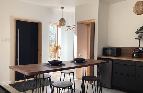 Les Collines-de-l'Outaouais Regional County Municipality Apartamento | Nature Eco Suite in Wakefield Quebec.