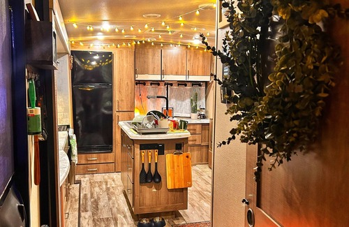 Wisconsin Dells Casa | Cozy RV in Awesome Wisconsin Dells