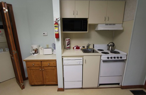 Lake Lure Condominio | Nature Escape w/ Resort Amenities, Sleeps 4