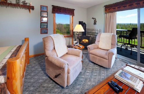 Cedar Cama Y Desayuno | Nature Getaway, Menu breakfast served in your room