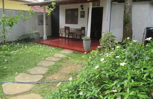 Mirissa Hotel | Nature Inn