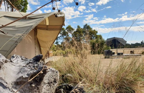 Yallingup Siding Cabina | Margaret River Glamping por Glampbook