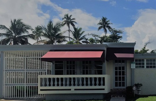 Rio Abajo Casa | Relax-Unwind-Topical Escape Beach / Sanctuary Home- ¡3500 acres! Privado y Prestinado