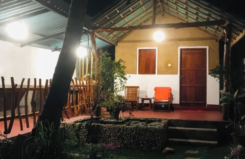 Udawalawa Cabaña | Nature Lovers Safari Resort: Cozy cottages, wildlife and unforgettable safaris.