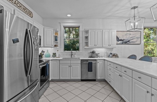 Bald Head Island Casa | Nature Lovers Dream Home Light & Bright Nestled in the Live Oaks Both Clubs