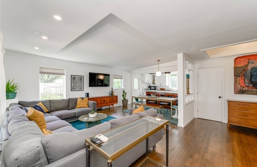 East MLK Casa | Nature meets charm at peaceful east side 3 bdrm