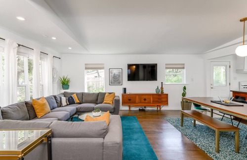 East MLK Casa | Nature meets charm at peaceful east side 3 bdrm
