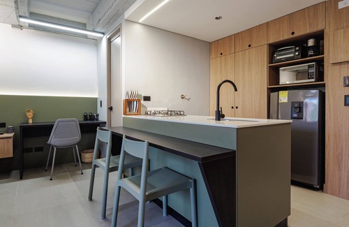Patio Bonito Apartamento | Nature Meets Comfort: Patio Bonito Studio with AC