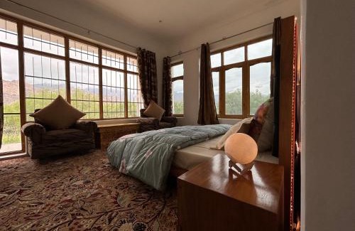 She Casa | Nature Palace Farmstay