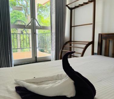 Polonnaruwa Hotel | Nature park hotel