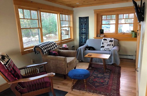 Bridgton Cabina | Nature pure. Lakeside cabin near skiing and the charming town of Bridgton.