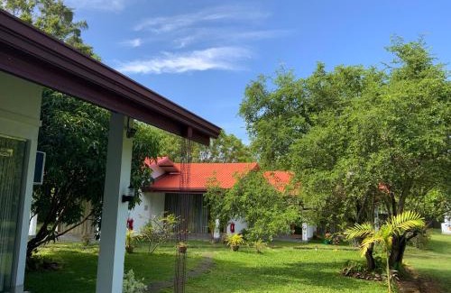 Polonnaruwa Complejo | Nature Resort