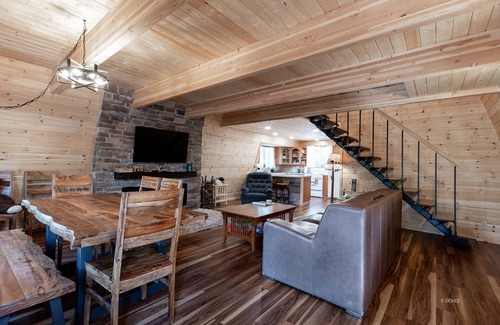 Meadow View Heights Cabina | Nature's Charm