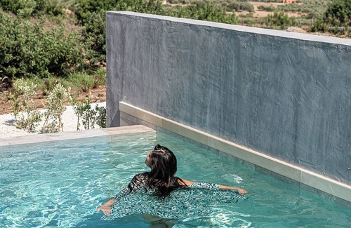 Patsianos Casa | Nature's Den four Luxury Suites package