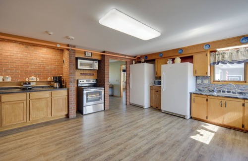 Markville Casa | Nature's Paradise: Rustic Retreat in Wisconsin!