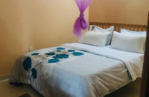 Kampala Cama Y Desayuno | Natures Guesthouse