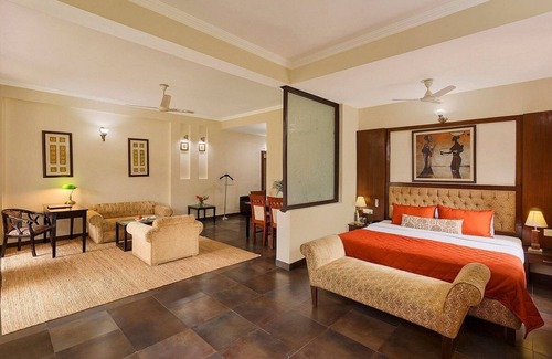 Dehradun Hotel | Naturoville Wellness Resort Rishikesh – Surrounded by Nature, Rooted in Wellness
