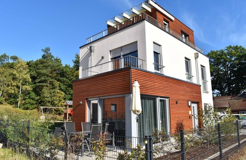 Krakow am See Casa | Naturpark-Ferienhaus-See-Fasssauna-Kamin-5 estrellas-110m² - casa de vacaciones Egret