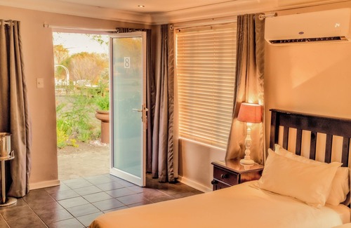Ladysmith Casa | Nauntons Guest House