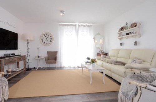 Gross Schwansee Casa | Nausikaa's- Fleur de Lis