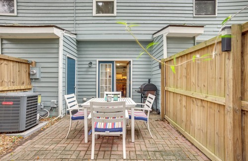 Beaufort Apartamento | Nautical Beaufort Gem w/ Gas Grill, 3 Mi to Dtwn!
