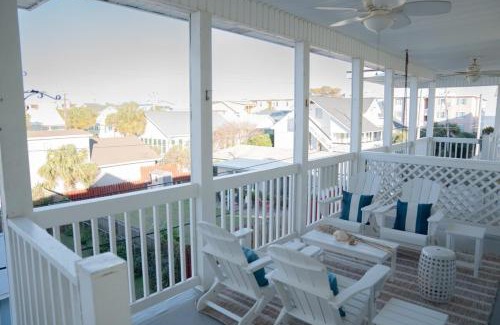 Tybee Island Apartamento | Nautical Nest 2 Bed 2 Bath Condo Walk to Beach