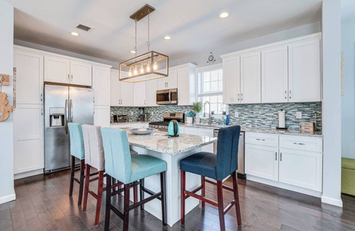 Long Branch Casa | Nautical Vibes, Modern Comfort