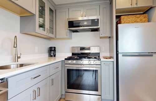 Ocean Park Cabaña | Nautical View by Bayley Vacation Rentals