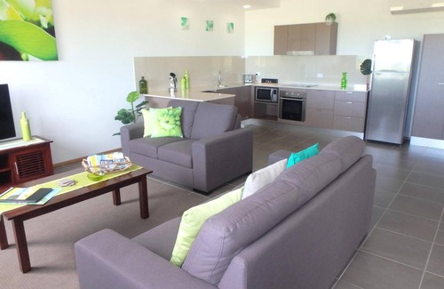 Mission Beach Hotel | Nautilus Apartments
