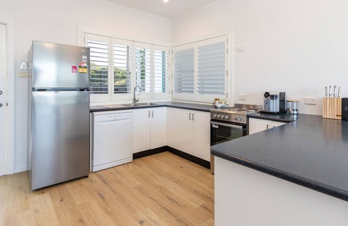 Blueys Beach Casa | Nautilus - Pacific Palms Holidays
