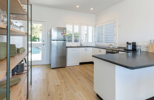 Blueys Beach Casa | Nautilus - Pacific Palms Holidays