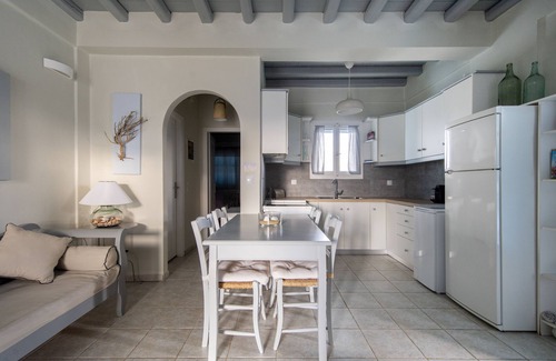 Ampelas Casa | "Nava" Devine Water Front House in Ambelas
