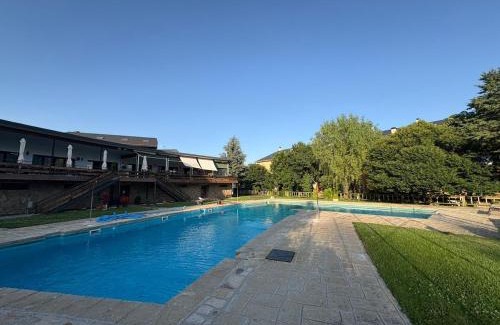 Navacerrada Apartamento | Navacerrada, Peace and Pool